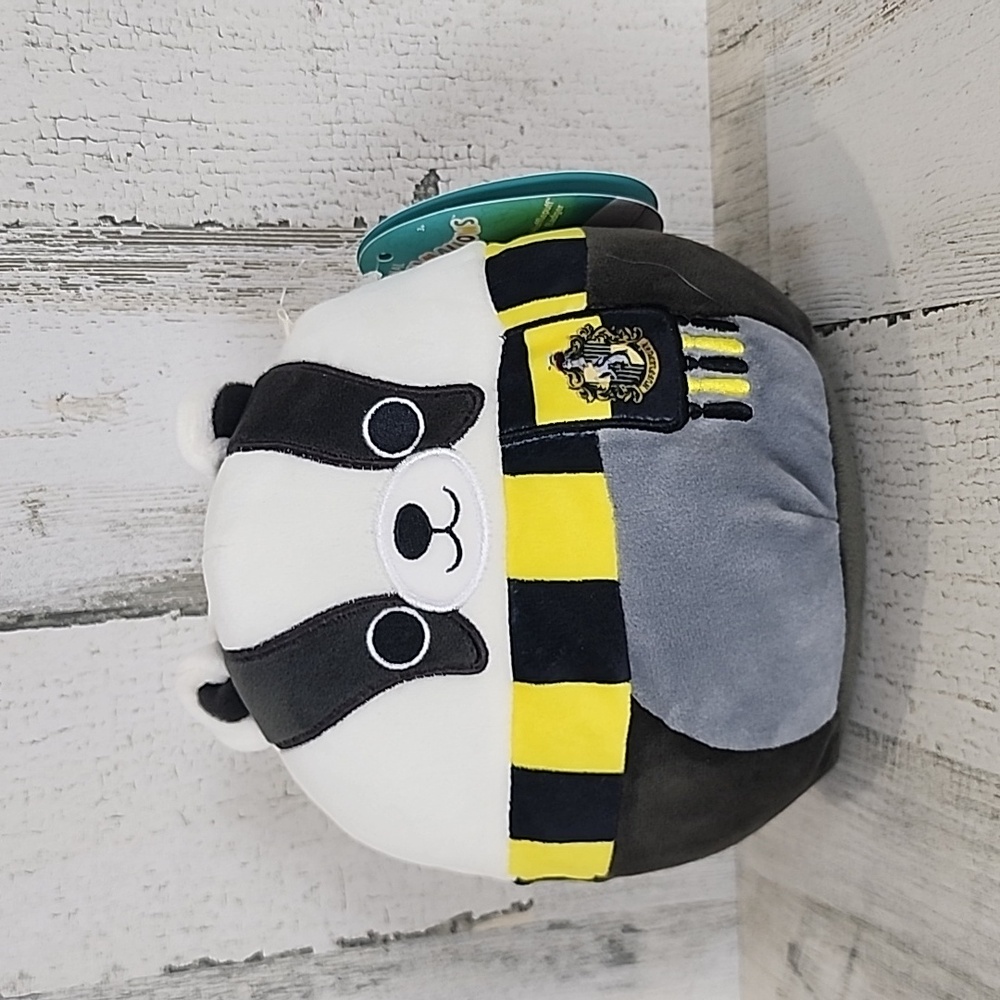 Kellytoy Squishmallows Harry Potter Hufflepuff Badger stuffed animal plush NEW